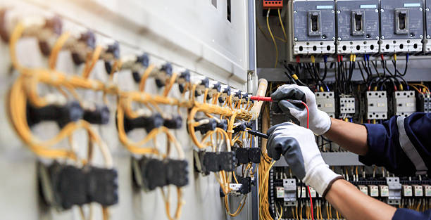 Professional Electrician technician working in Lockhart, TX
